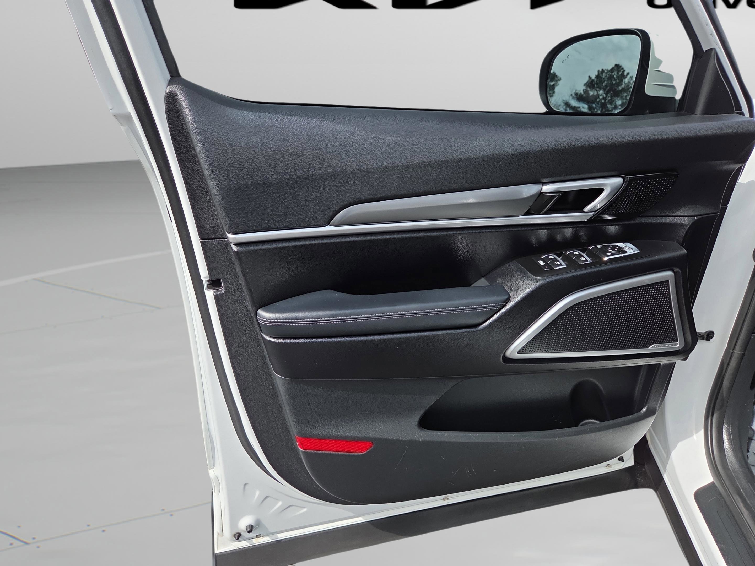 Used 2020 Kia Telluride LX image 26