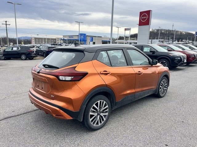 Certified 2022 Nissan Kicks SV w/ Interior Electronics Package image 7