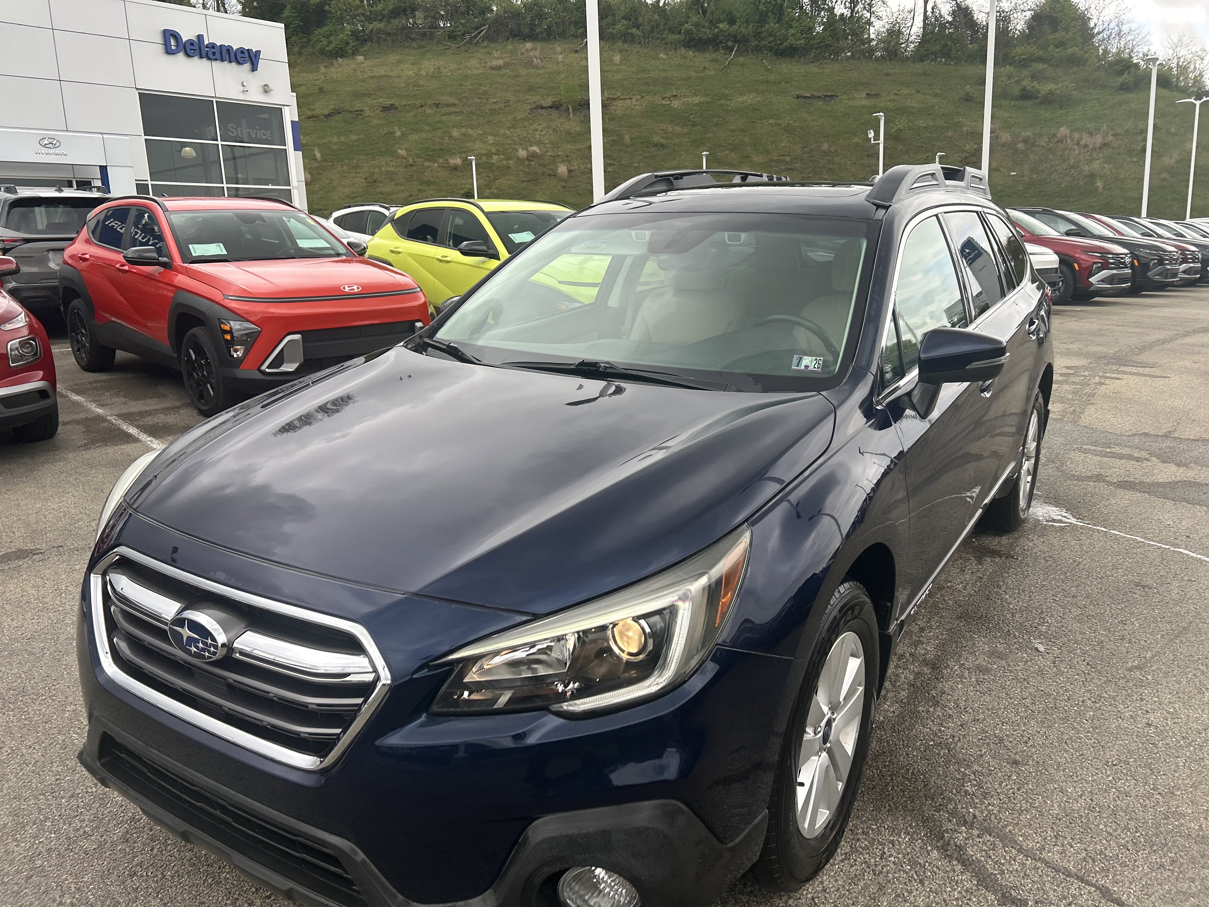 Used 2018 Subaru Outback 2.5i Premium AWD/4WD image 10