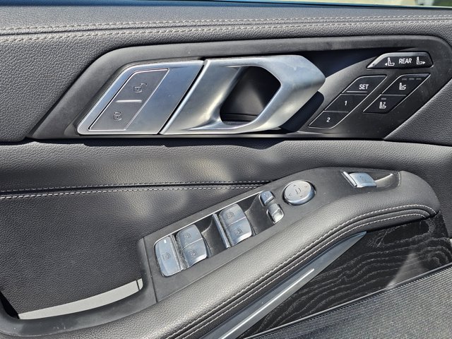 Used 2022 BMW X7 xDrive40i w/ Luxury Seating Package AWD/4WD image 46