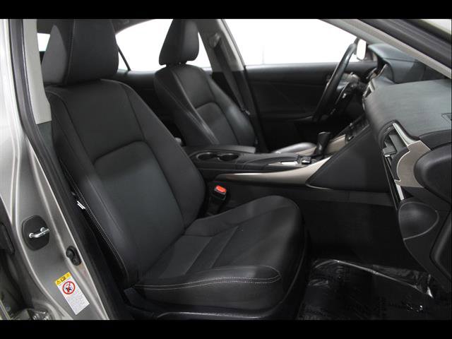 Used 2018 Lexus IS 300 AWD w/ Comfort Package image 21