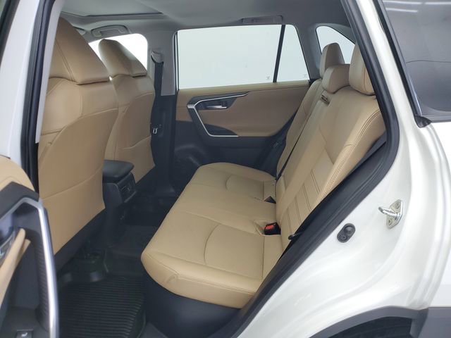 Used 2020 Toyota RAV4 Limited image 14