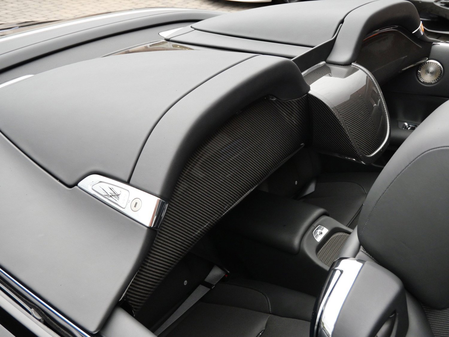 Used 2020 Rolls-Royce Dawn image 23