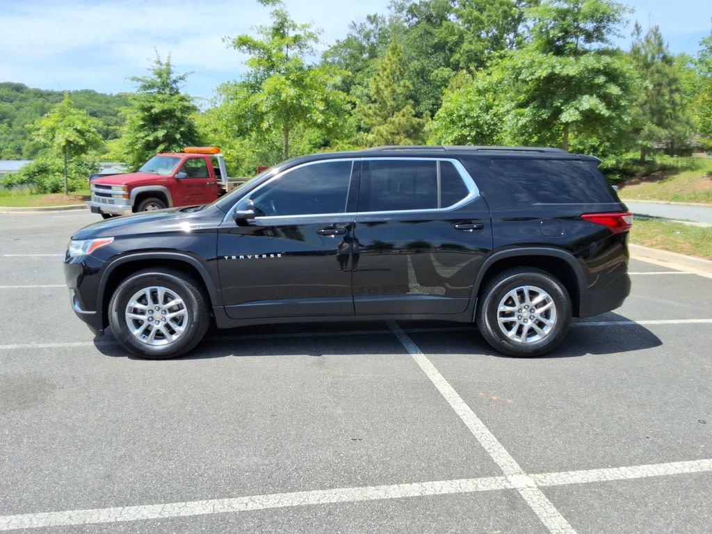 Certified 2021 Chevrolet Traverse LT FWD image 8