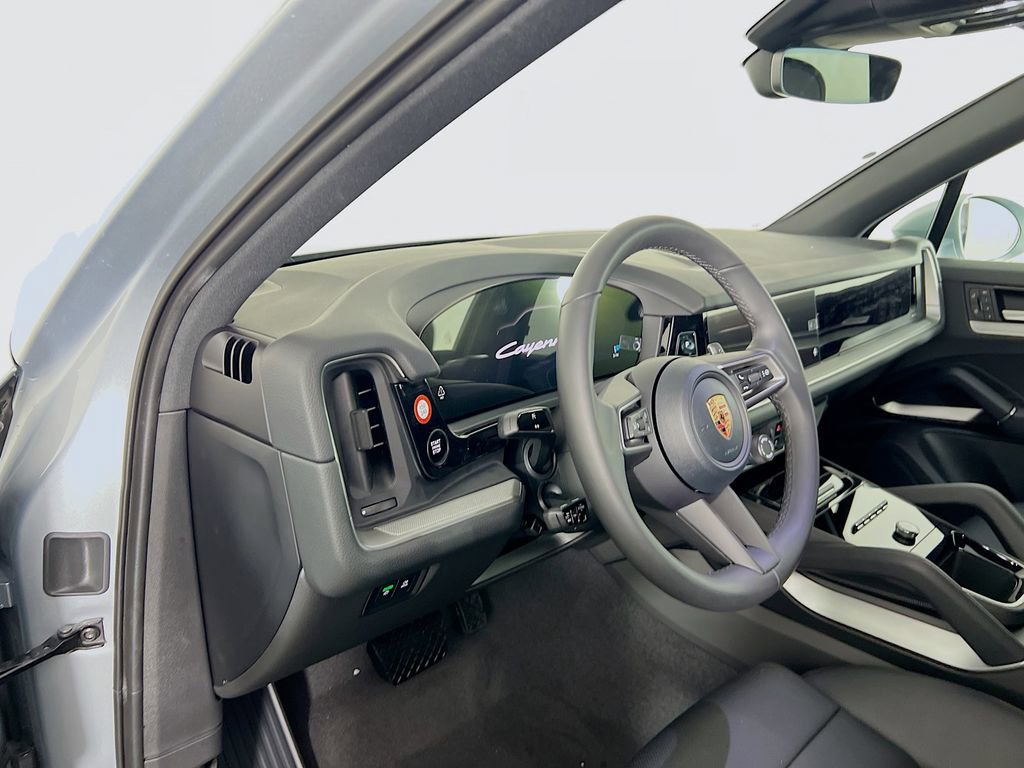 New 2026 Porsche Cayenne image 4