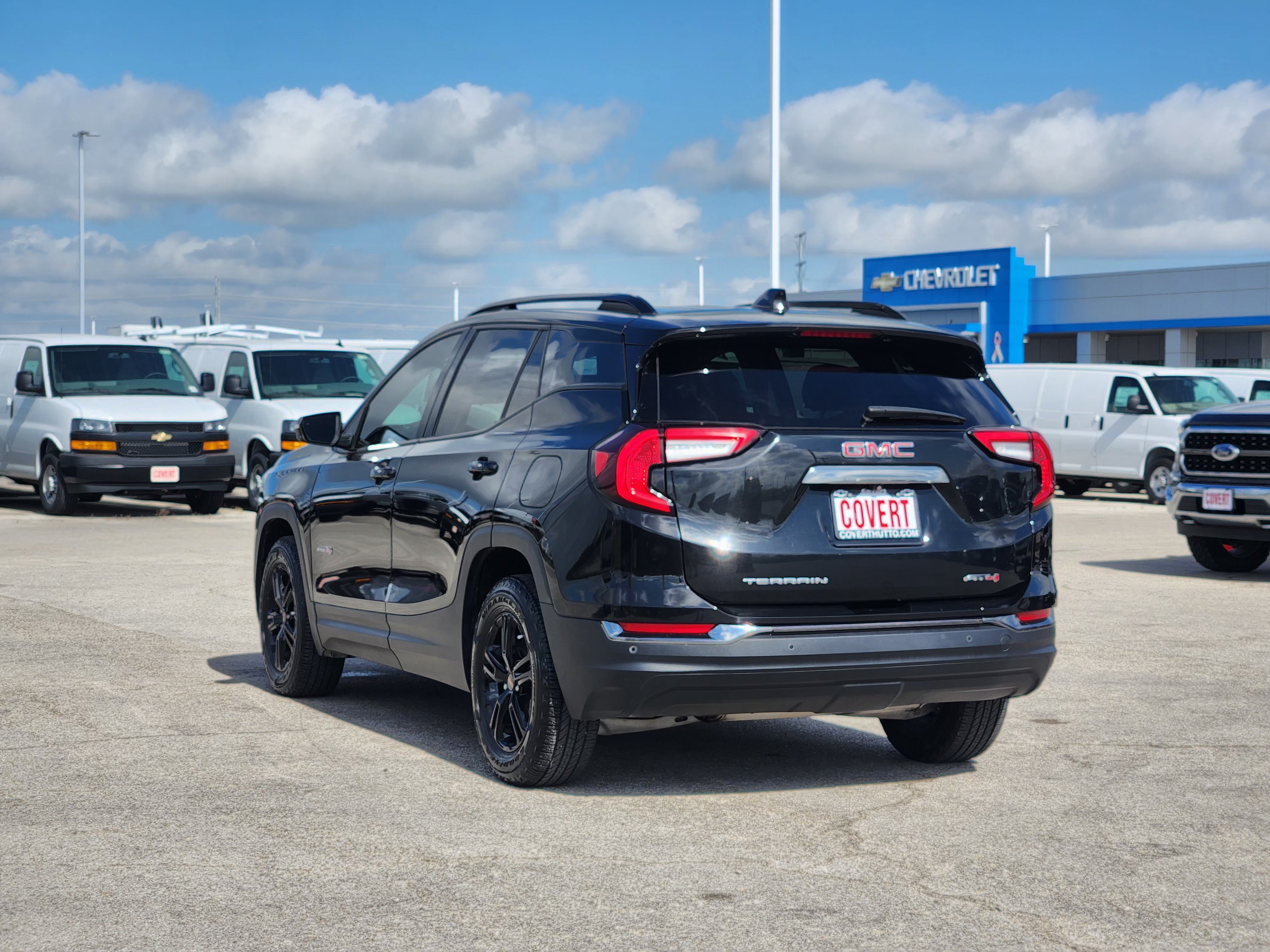 Used 2023 GMC Terrain AT4 w/ Tech Package AWD/4WD image 5