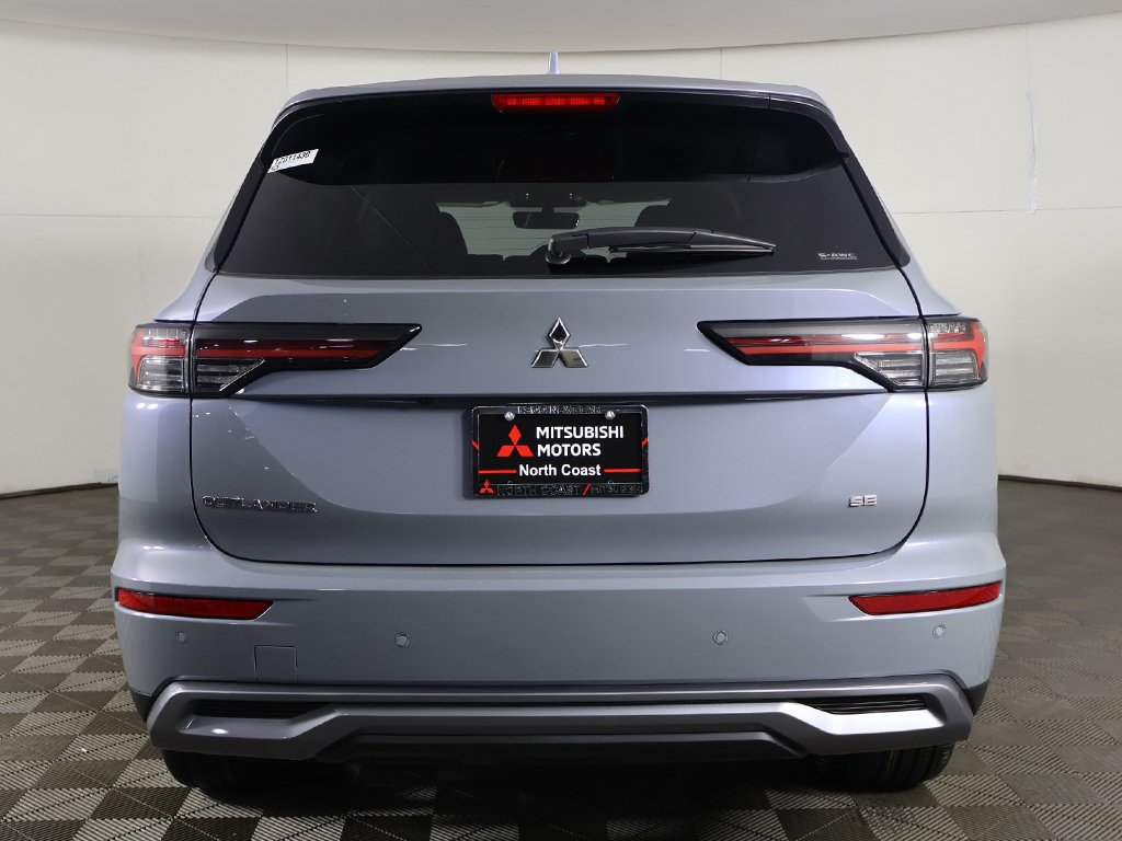 New 2026 Mitsubishi Outlander SE AWD/4WD image 14