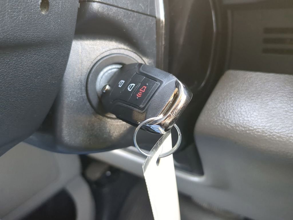 Used 2022 Ford F550 4x4 Crew Cab Super Duty image 17