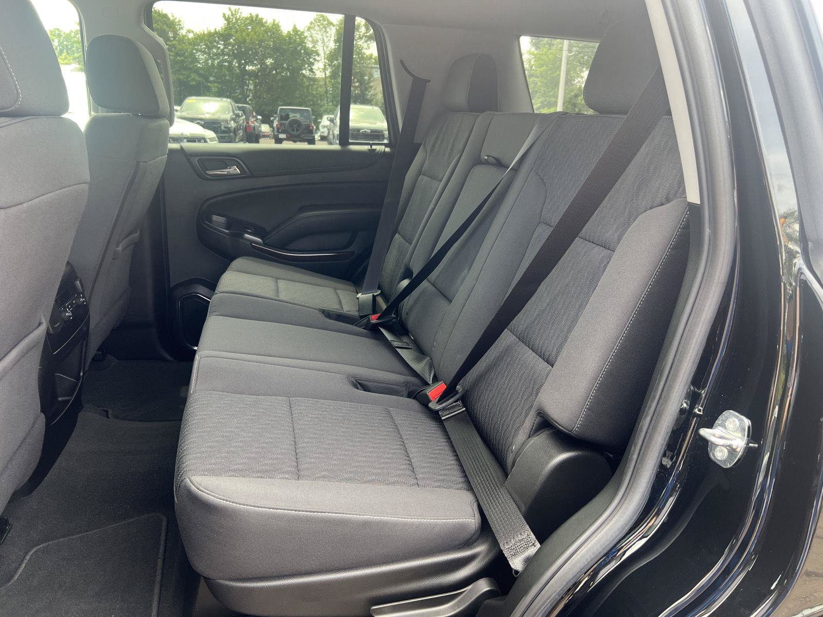 Used 2020 GMC Yukon SLE w/ SLE Value Package AWD/4WD image 13