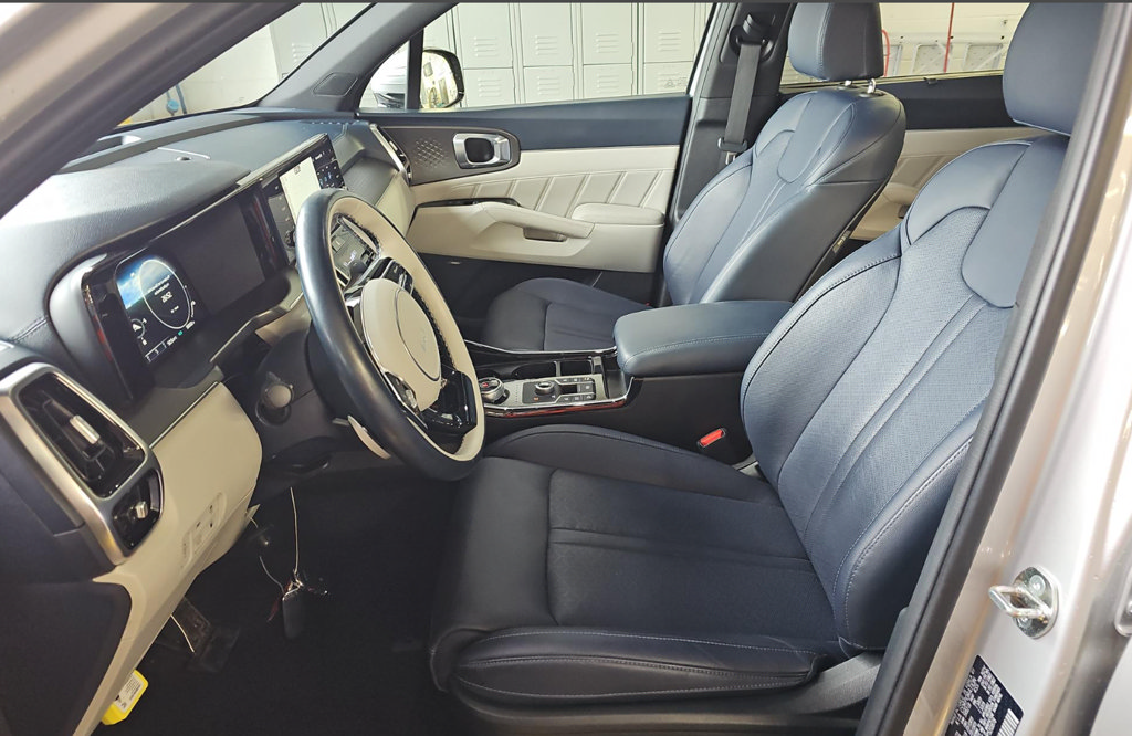 Used 2023 Kia Sorento SX Prestige AWD/4WD image 7