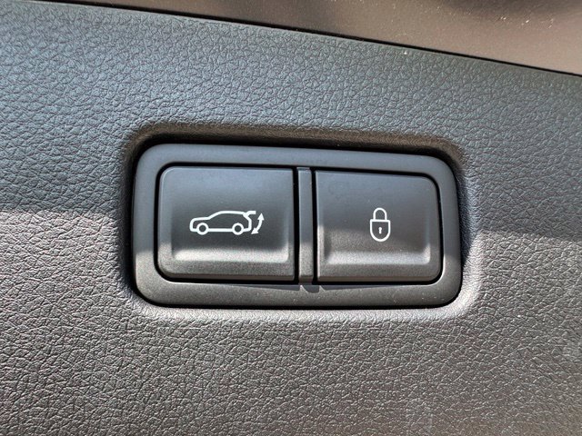 Used 2024 Genesis GV70 2.5T w/ Sport Prestige Package AWD/4WD image 13