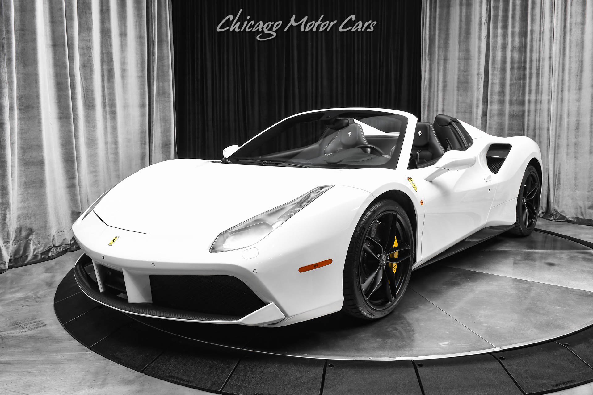 Used 2017 Ferrari 488 Spider image 32