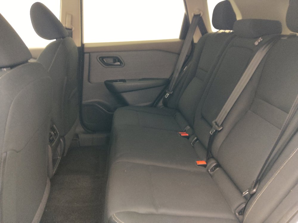 Used 2023 Nissan Rogue S FWD image 18