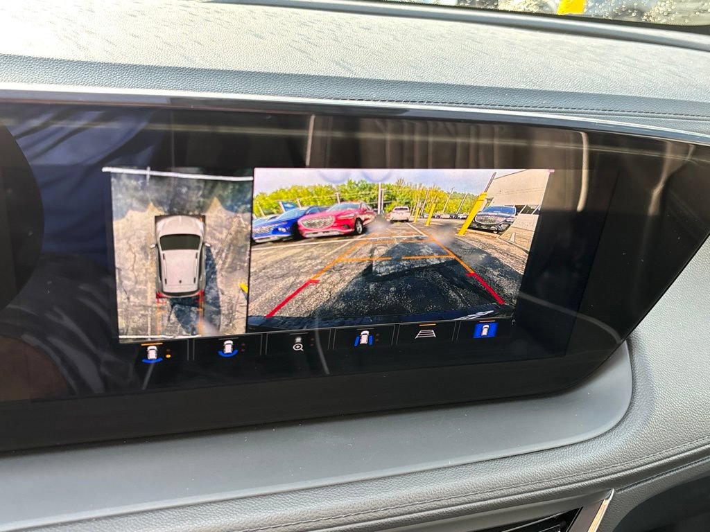 Certified 2026 Buick Encore GX Avenir w/ Avenir Technology Package AWD/4WD image 17