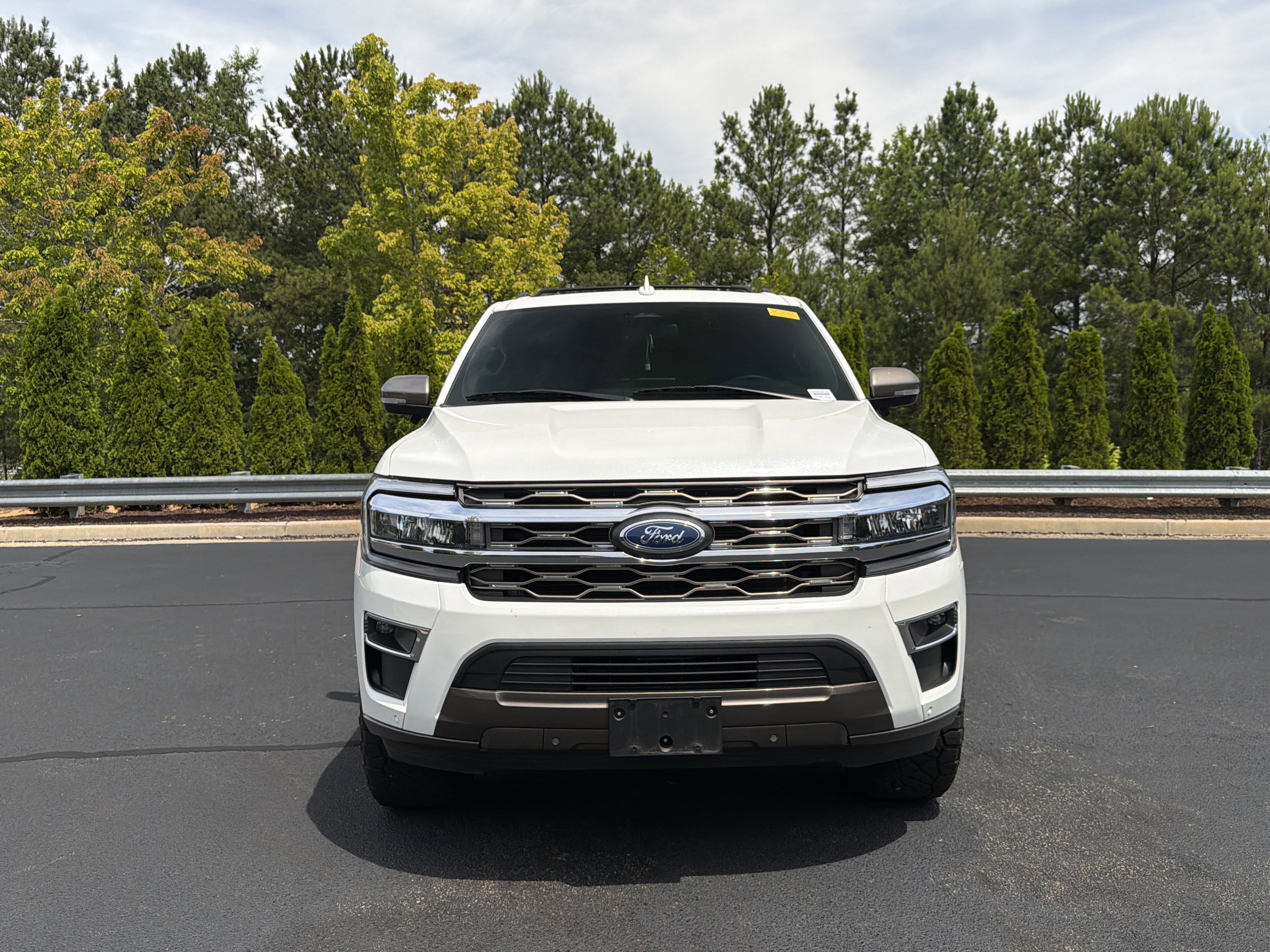 Used 2024 Ford Expedition King Ranch RWD image 11