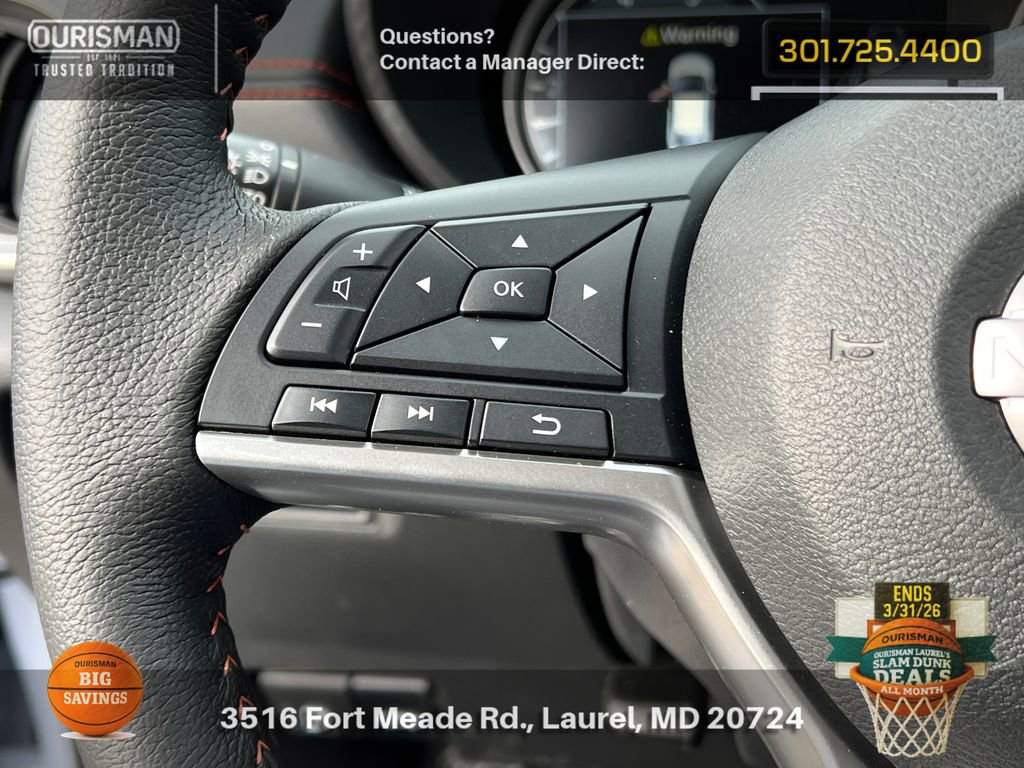 New 2025 Nissan Versa SR w/ Trunk Package image 23