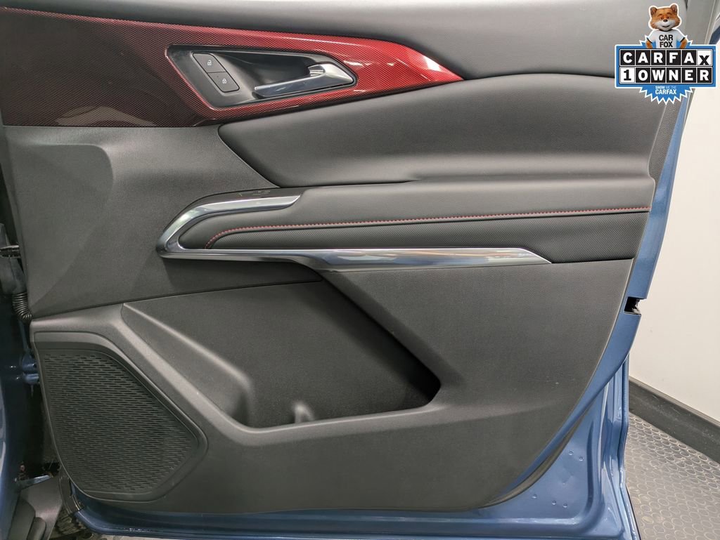 Used 2024 Chevrolet Traverse Z71 AWD/4WD image 28
