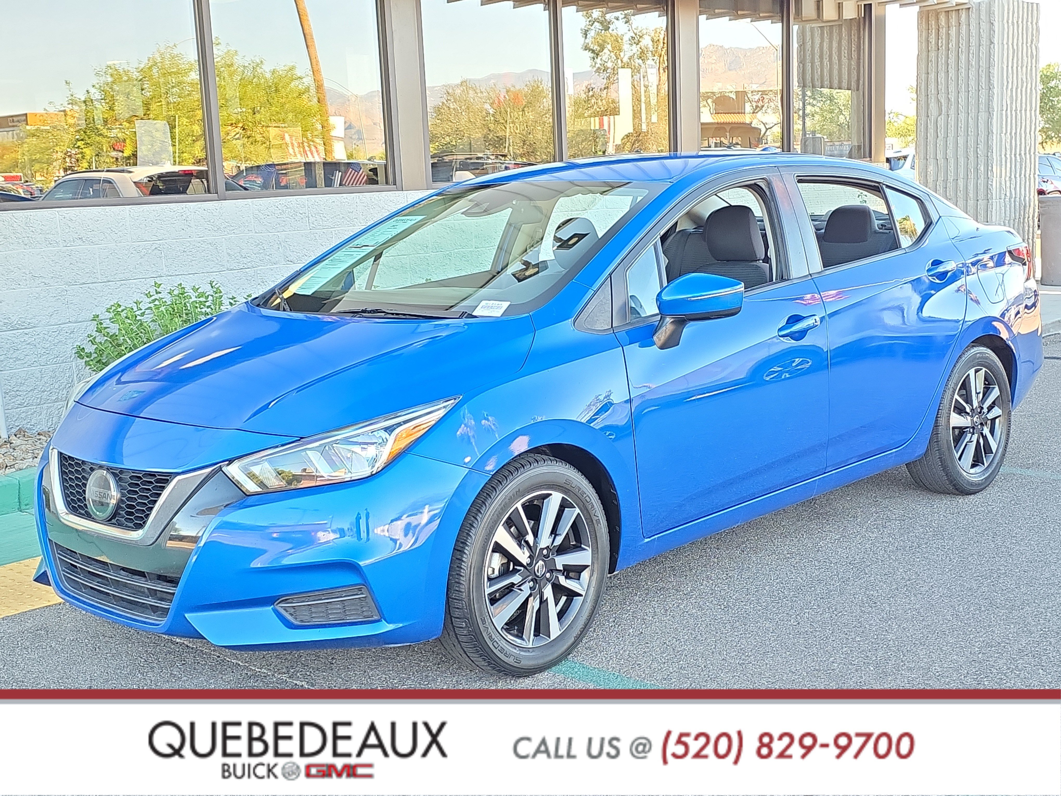Used 2021 Nissan Versa SV FWD image 3