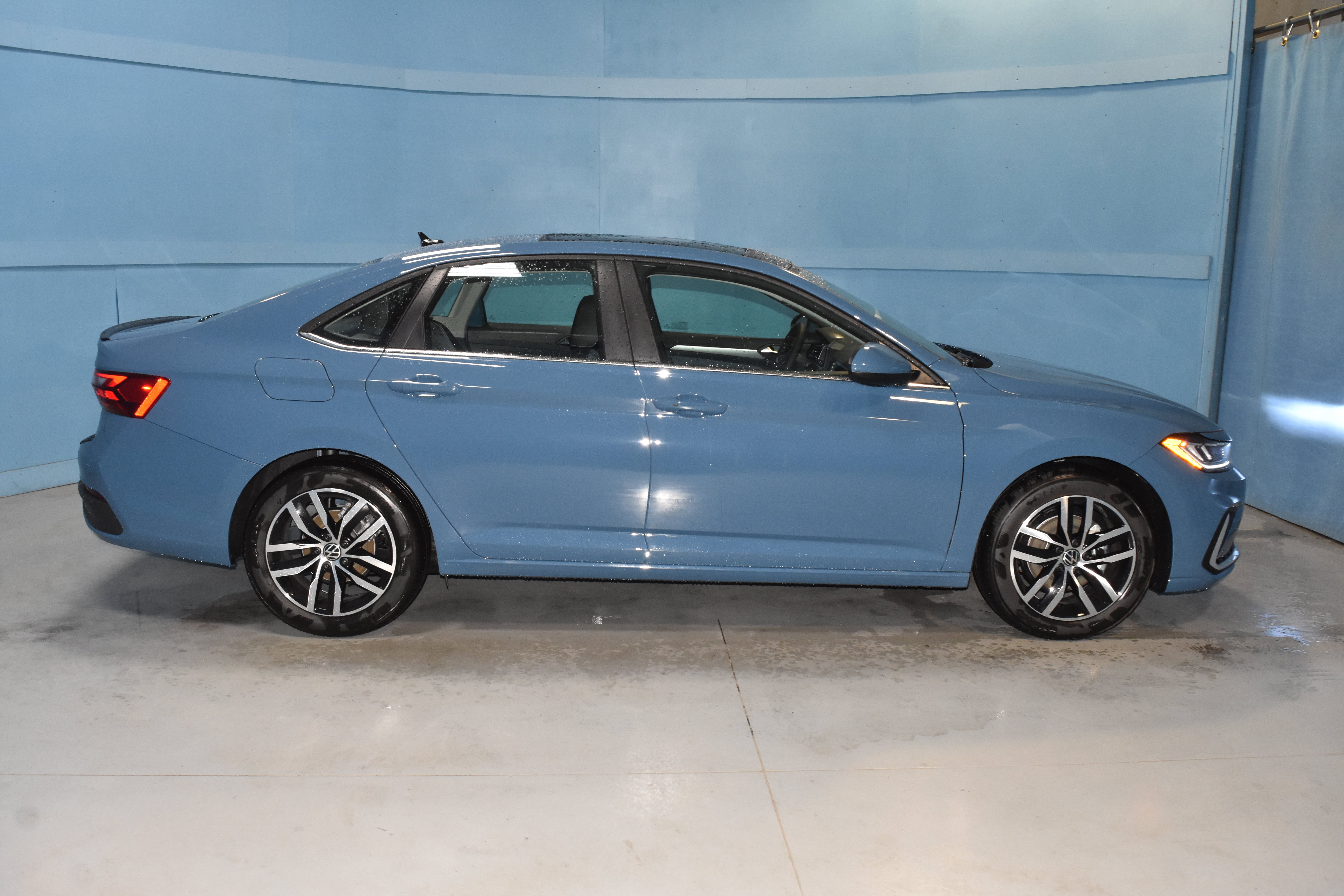 New 2026 Volkswagen Jetta SE FWD image 18
