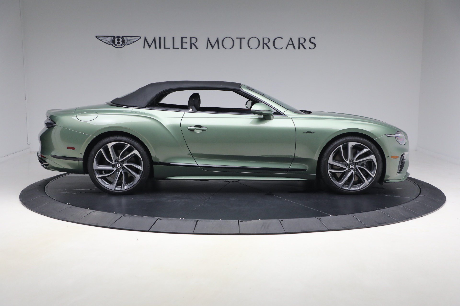 Certified 2025 Bentley Continental GT Speed AWD/4WD image 18