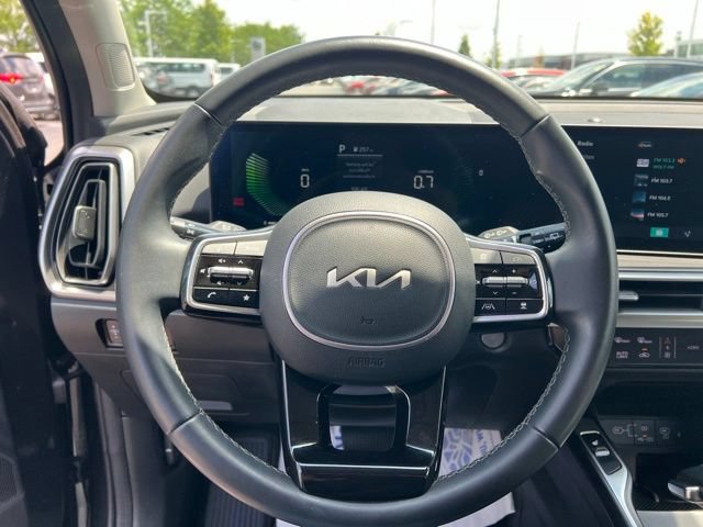 Certified 2024 Kia Sorento S w/ Panoramic Sunroof Package FWD image 14
