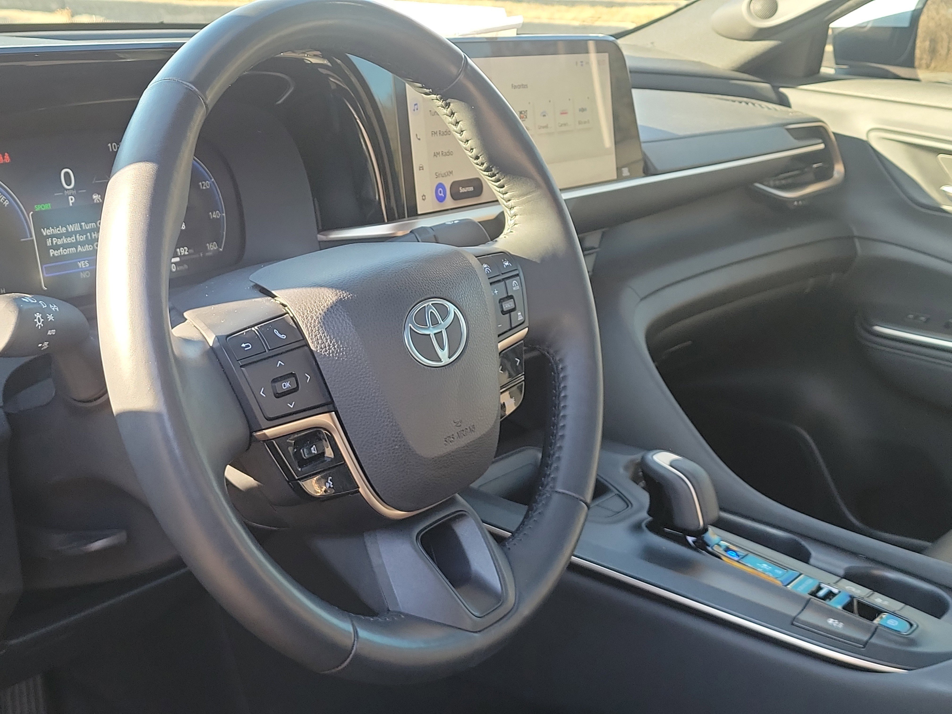 Used 2023 Toyota Crown Limited image 12