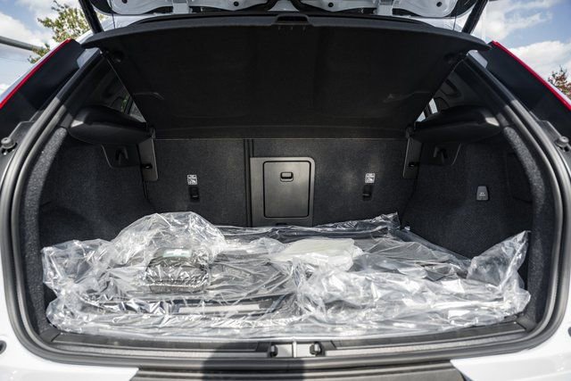 Used 2026 Volvo XC40 B5 Plus w/ Protection Package Premier image 9