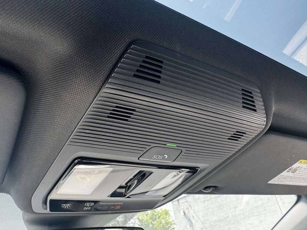 Used 2021 Volkswagen ID.4 1st Edition RWD image 29