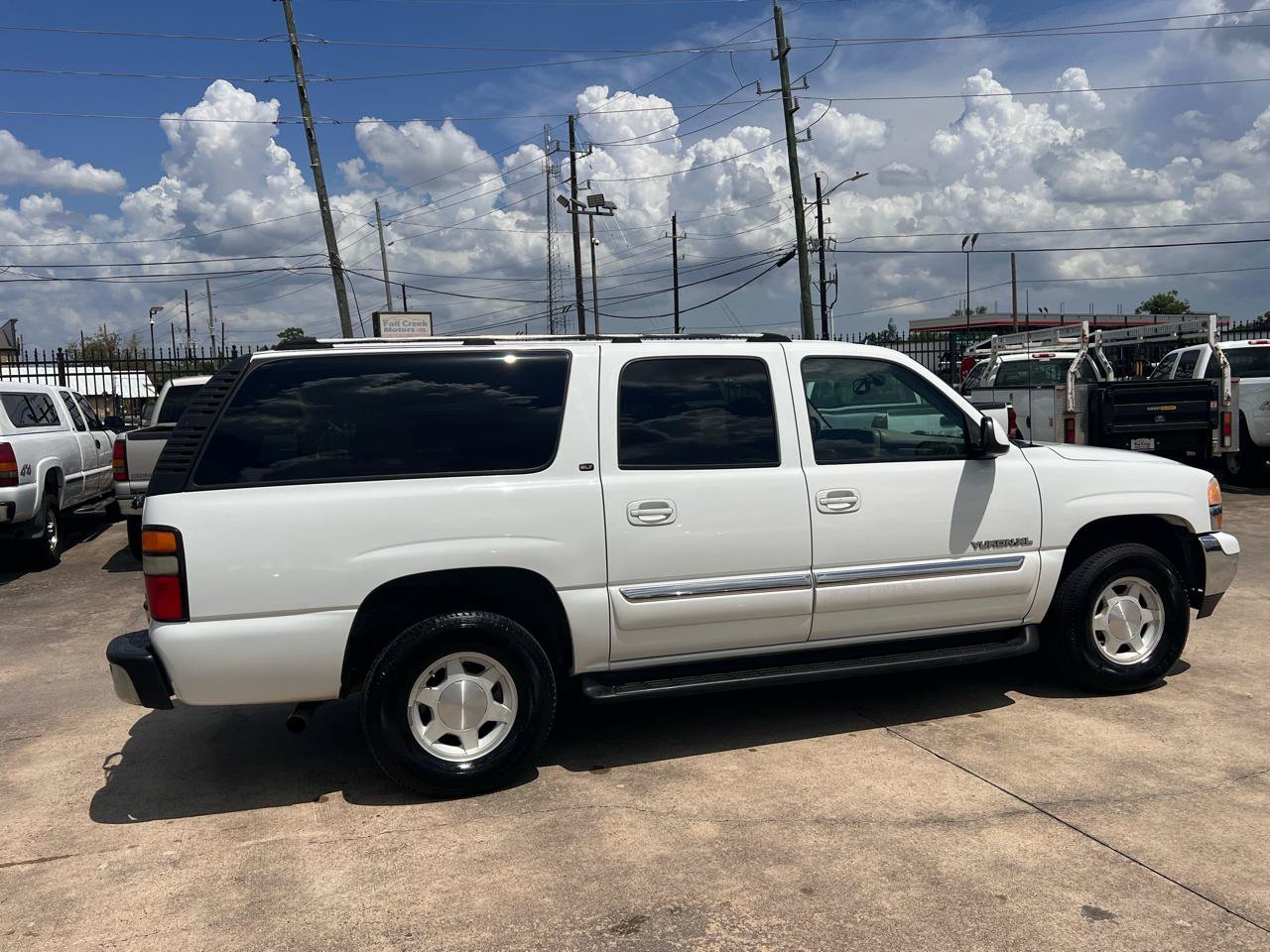 Used 2004 GMC Yukon XL SLT w/ Preferred Equipment Group RWD image 15
