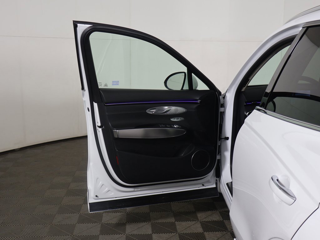 Used 2026 Genesis GV70 2.5T Select image 20