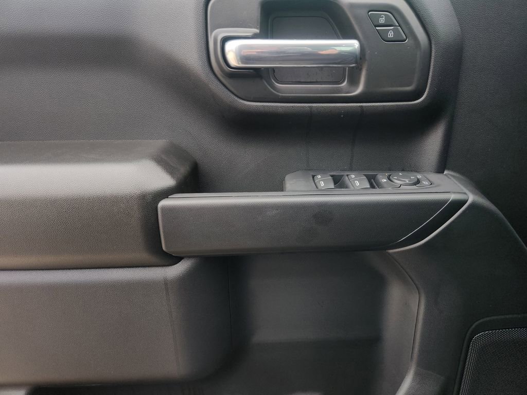New 2026 Chevrolet Silverado 1500 Custom w/ Turbomax Blackout Package image 18