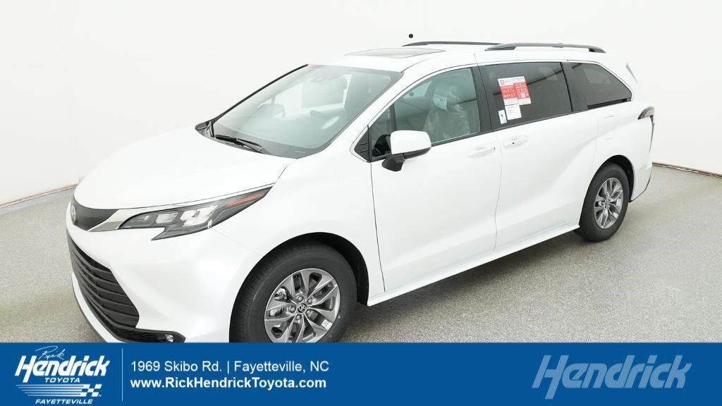 New 2026 Toyota Sienna XLE FWD image 1