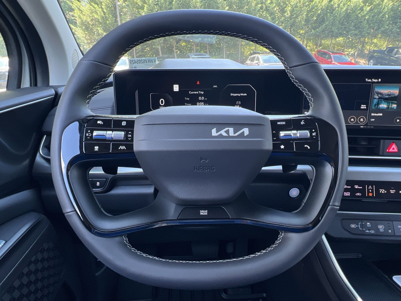 New 2027 Kia Carnival SX Prestige FWD image 24