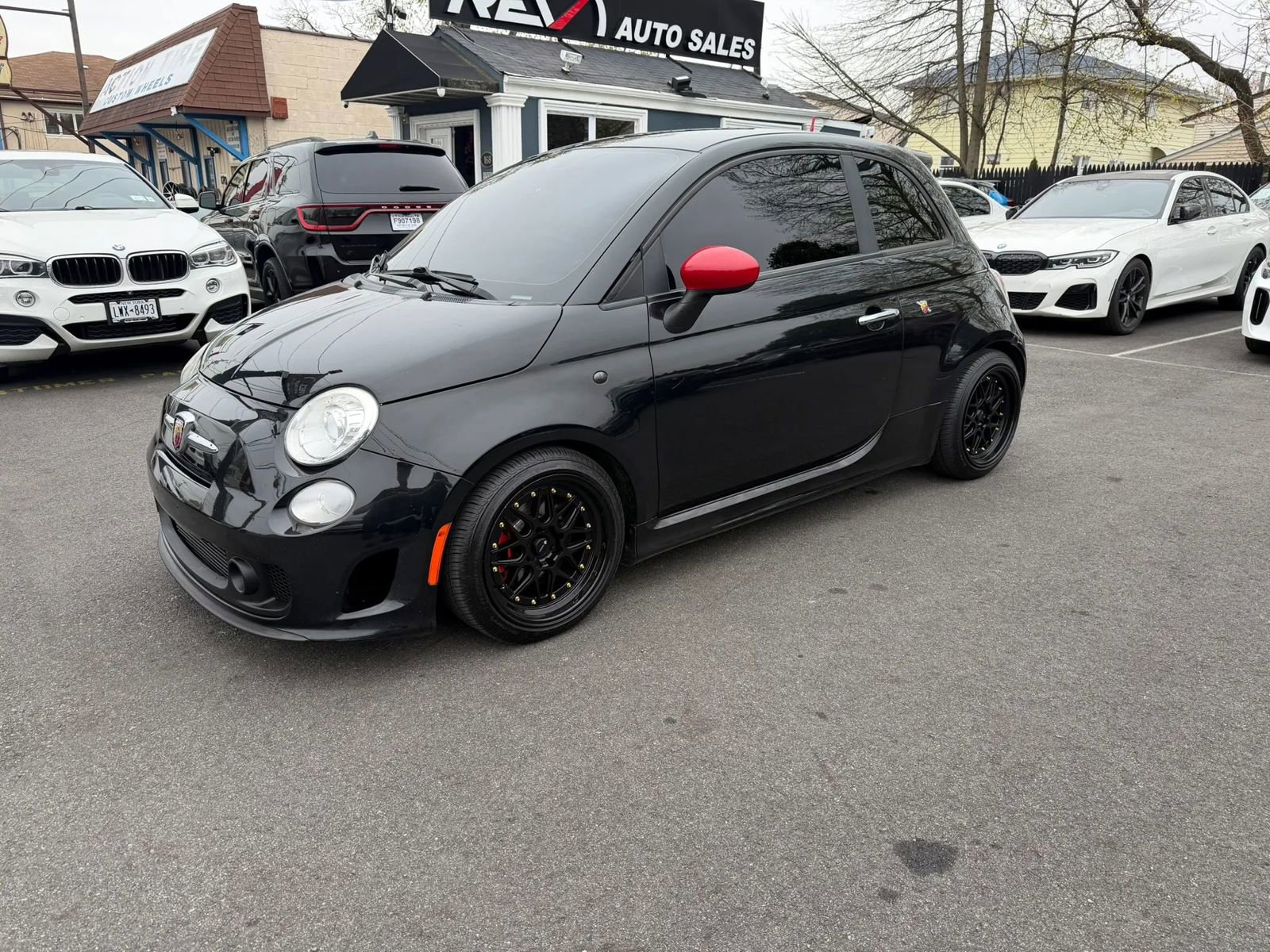 Used 2013 FIAT 500 Abarth FWD image 1