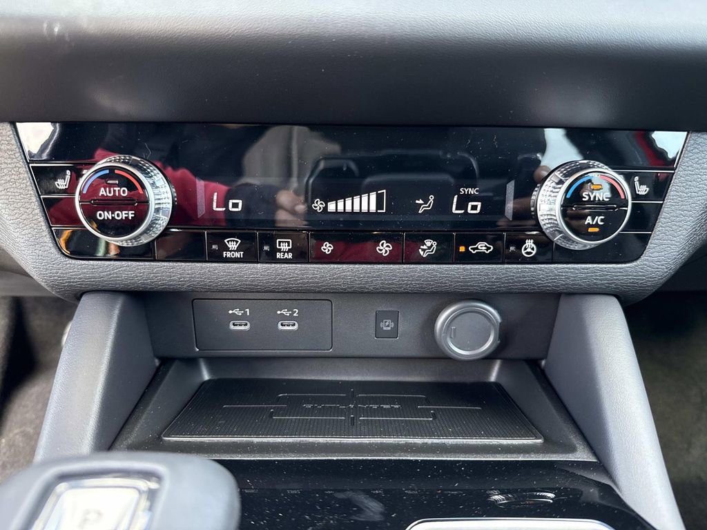 New 2026 Mitsubishi Outlander SE image 30