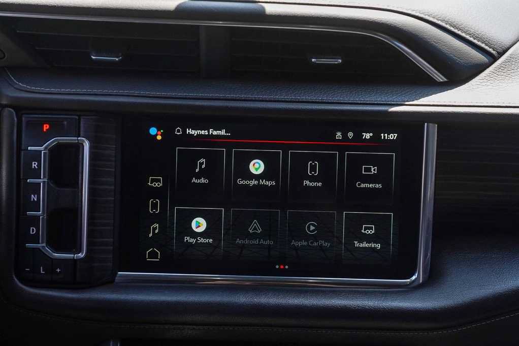 Used 2022 GMC Yukon XL Denali w/ Denali Premium Package RWD image 14