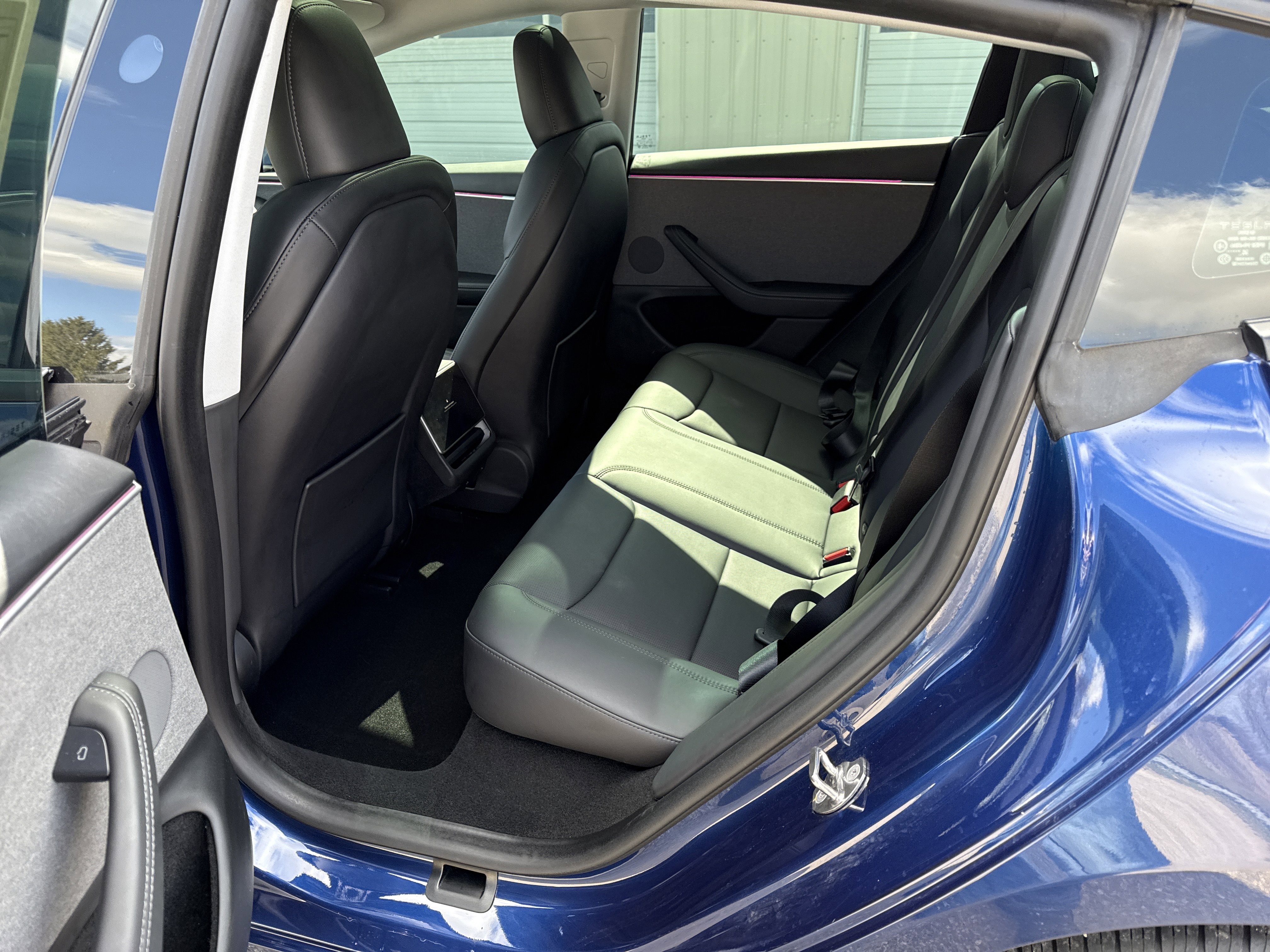 Used 2024 Tesla Model 3 Standard Range RWD image 19