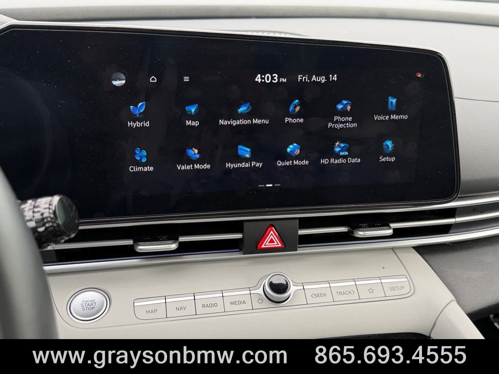 Used 2025 Hyundai Elantra Limited FWD image 30