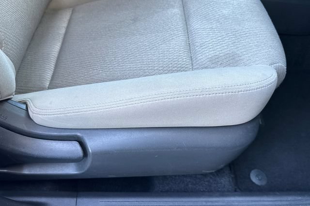 Used 2024 Nissan Rogue SV FWD image 23