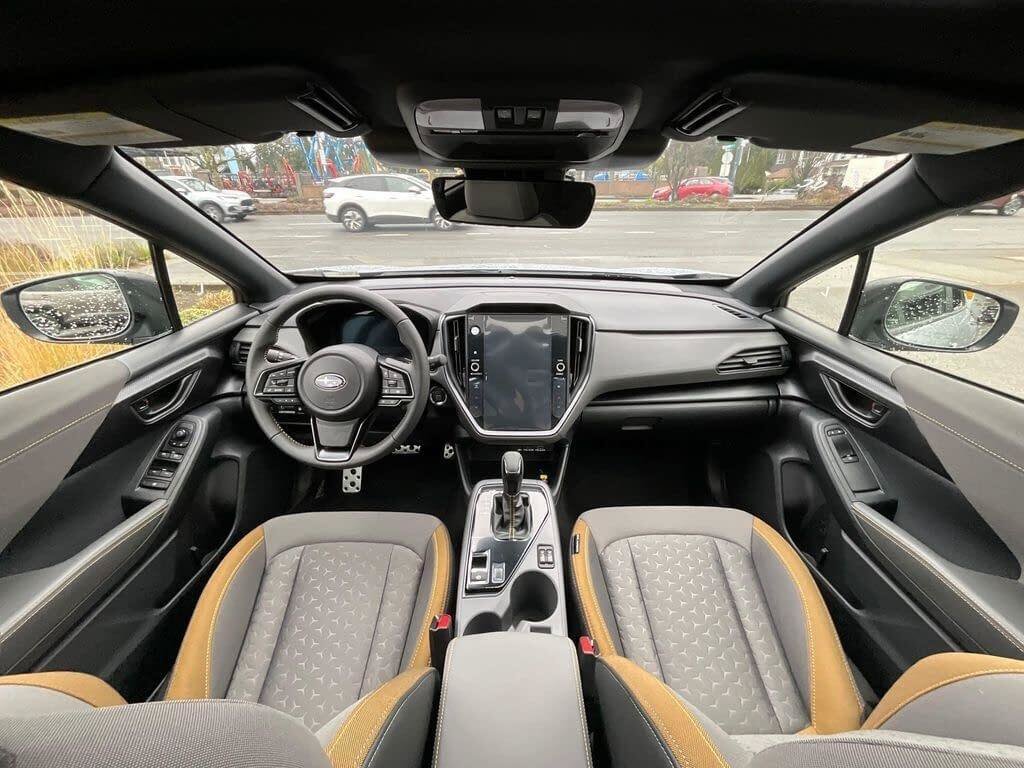 Used 2025 Subaru Crosstrek 2.5i Sport w/ Crosstrek Mirror Package AWD/4WD image 10
