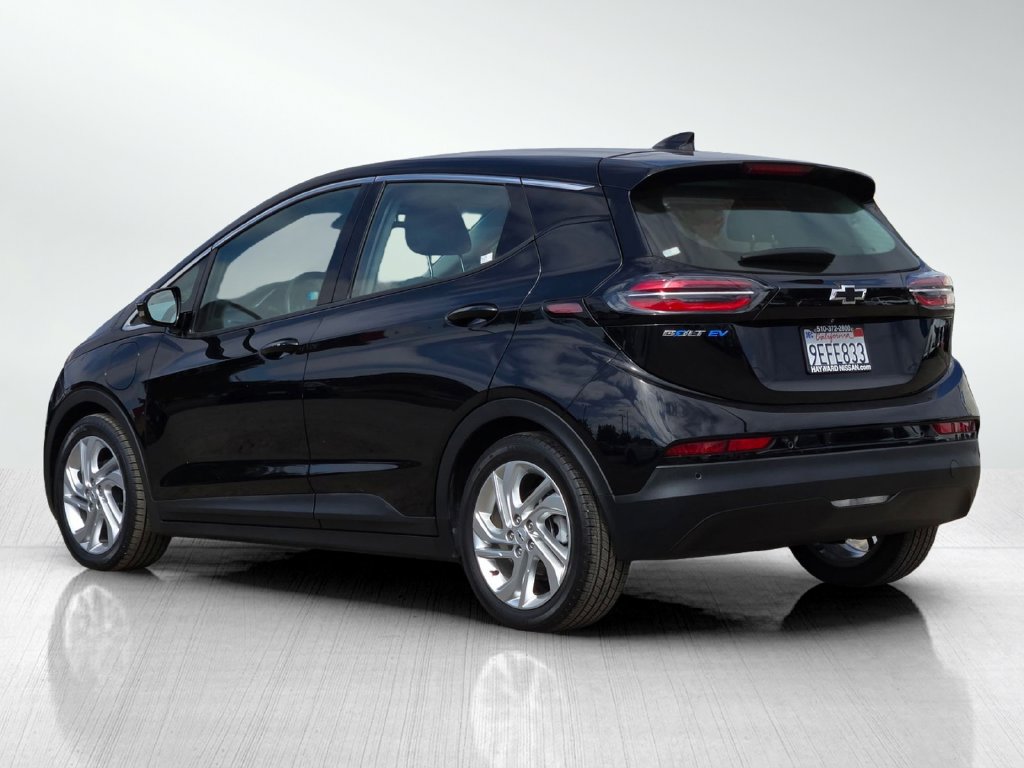 Used 2022 Chevrolet Bolt LT FWD image 7