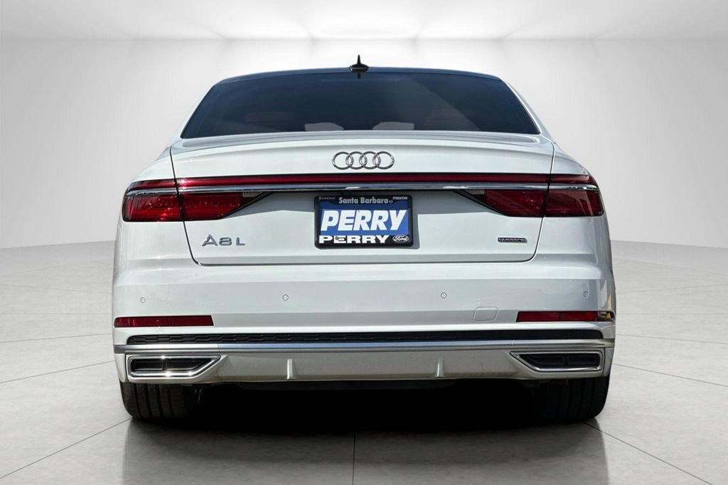 Used 2021 Audi A8 L 4.0T image 5