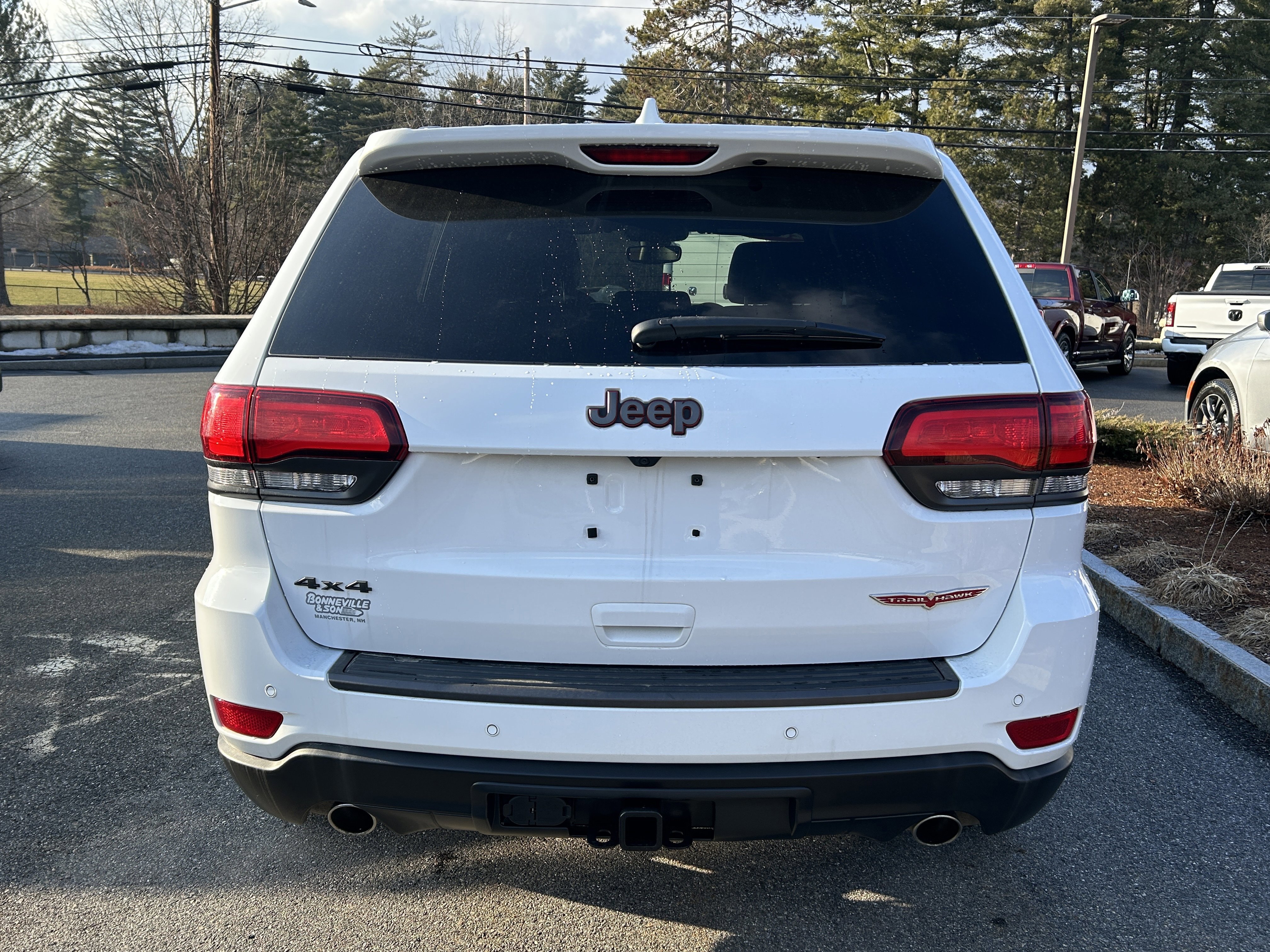 Used 2020 Jeep Grand Cherokee Trailhawk AWD/4WD image 8