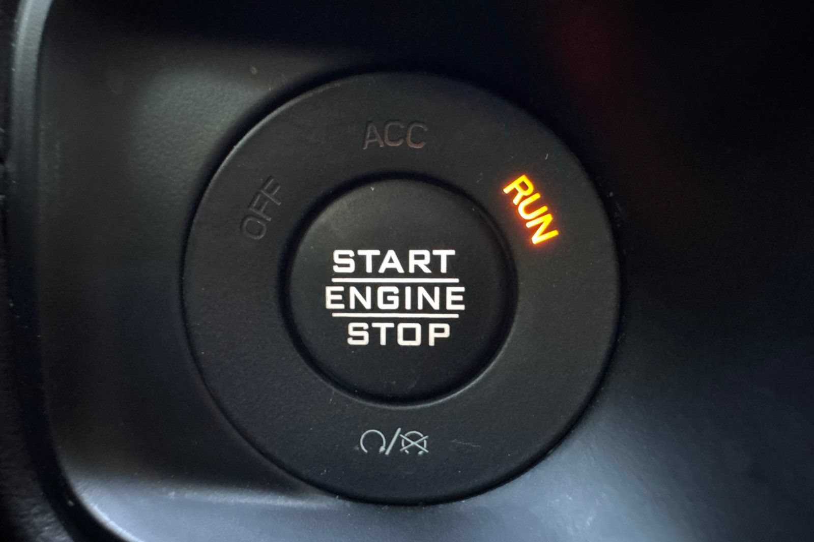 Used 2024 Jeep Wrangler Unlimited Sahara AWD/4WD image 24