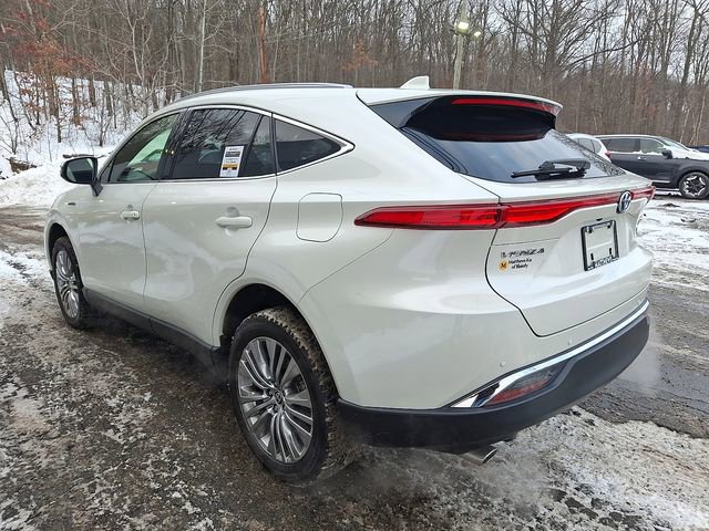 Used 2021 Toyota Venza XLE w/ Softex Package image 4