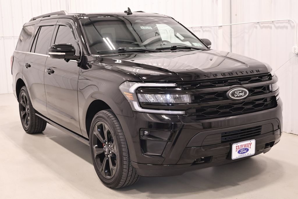 Certified 2024 Ford Expedition Limited AWD/4WD image 4