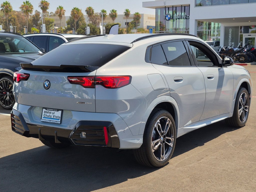 New 2026 BMW X2 xDrive28i w/ Technology Package AWD/4WD image 6