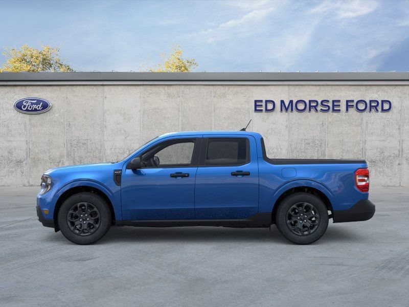 New 2025 Ford Maverick XLT w/ Equipment Group 302A AWD/4WD image 3