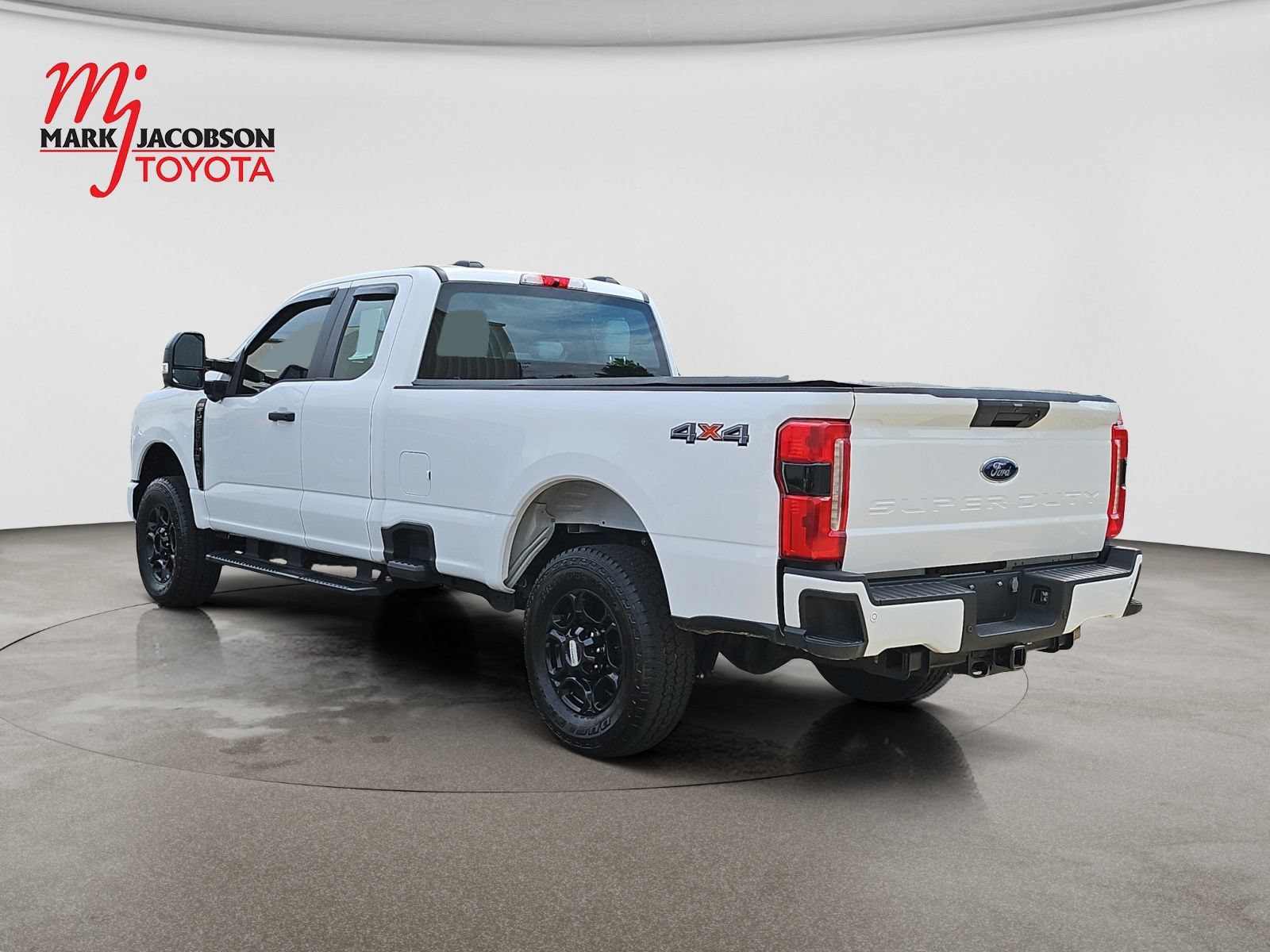 Used 2023 Ford F250 XL w/ STX Appearance Package AWD/4WD image 15