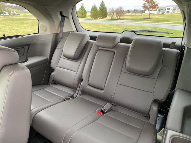 Used 2014 Honda Odyssey Touring Elite image 24
